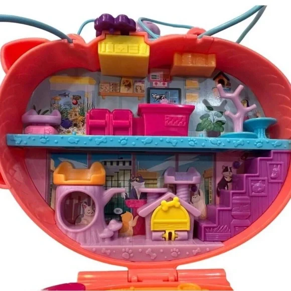 Polly Pocket Starring Shani Cuddly Cat Purse Compact Playset (cat purse only) - Picture 3 of 9